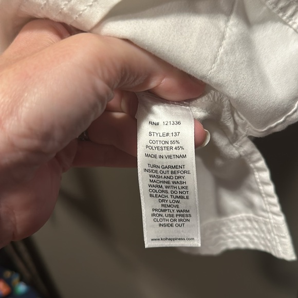 Koi Faux Wrap Scrub Top medium - Picture 4 of 6